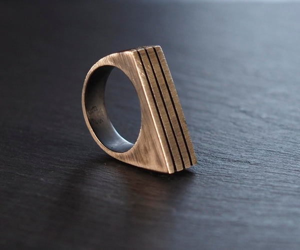 Angulo Ring Oxidised Silver